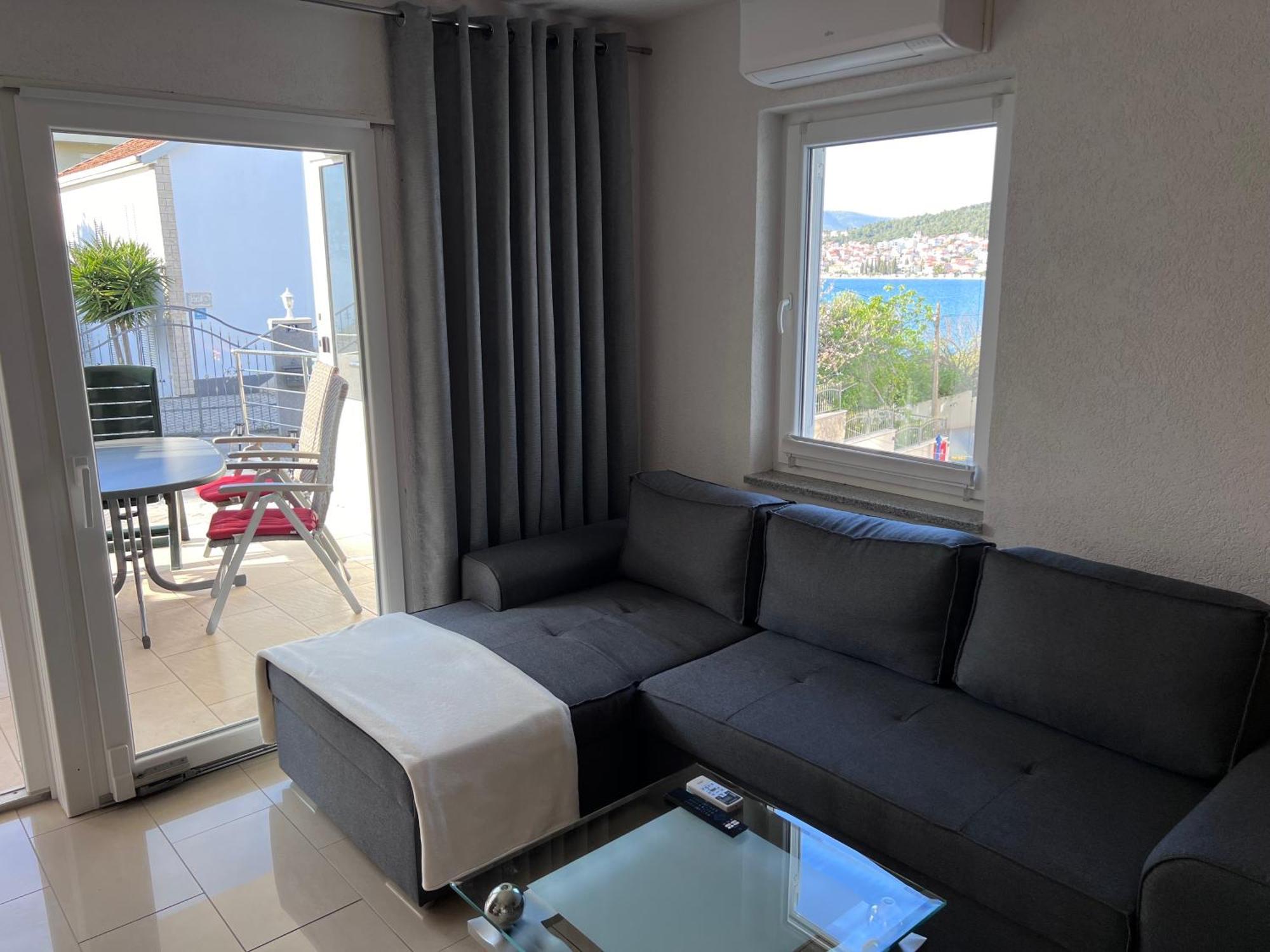 Apartment Mira - Sea View Трогір Екстер'єр фото
